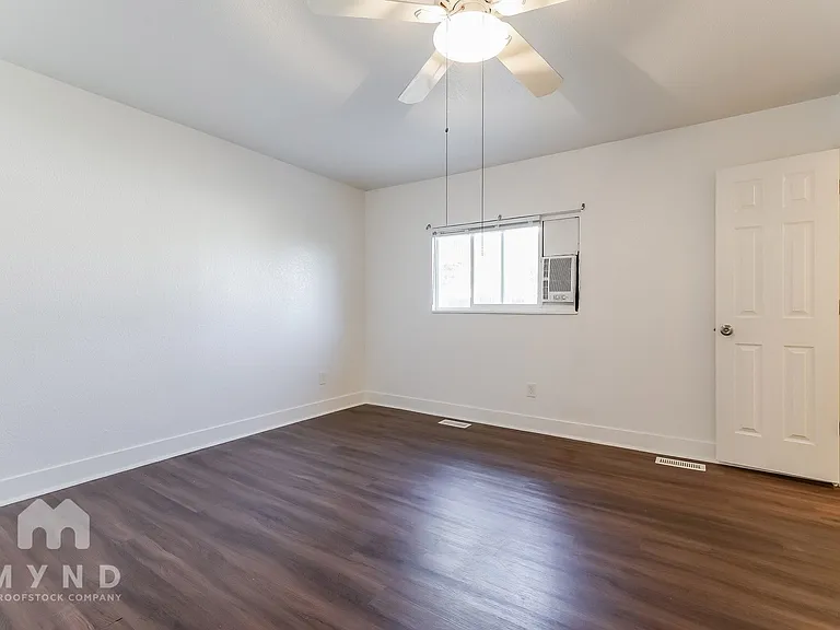821 S Patton Ct — Photo 12