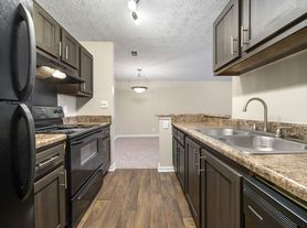 The Greens at Cascade Apartment Homes