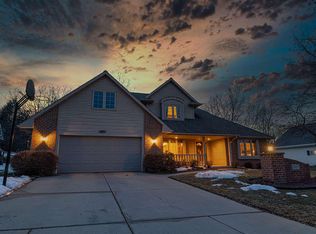 897 Pinecrest Rd, Green Bay, WI 54313