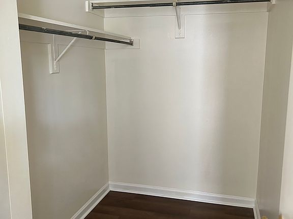 4th image of 294 Ironbound Rd APT C
