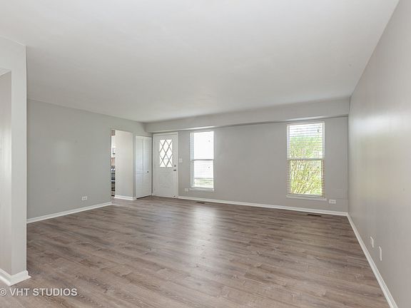 4th image of 2626 Wingate Ct #2626
