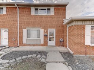 8003 Coventry St, Westland, MI 48185