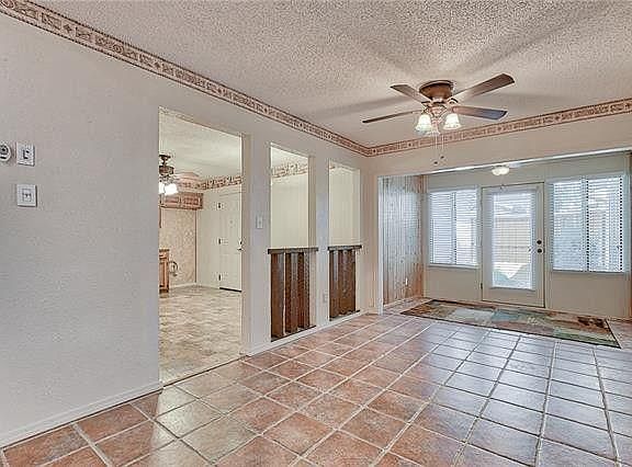 5th image of 2217 Pueblo Dr