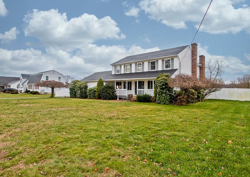 737 Barry St, Feeding Hills, MA 01030 MLS 73106279 Zillow