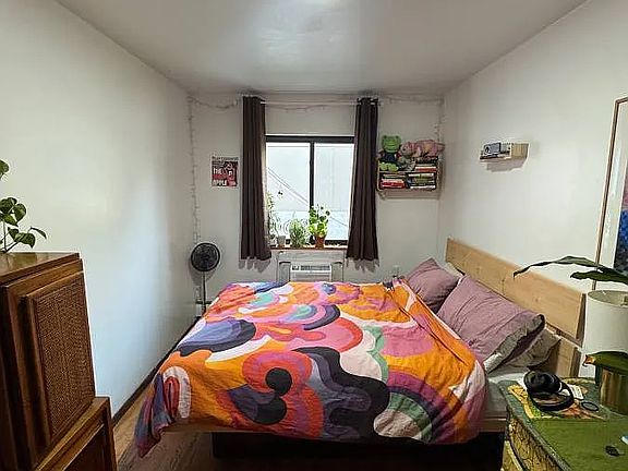 5th image of 579 Lafayette Ave APT 2