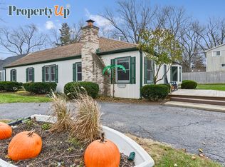 28565 W Lindbergh Dr, Barrington, IL