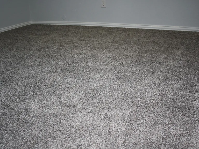 2518 Highdale Dr — Photo 39