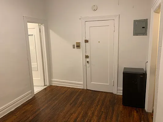 Rented by Jonathan Wachtel, LREB | media 34