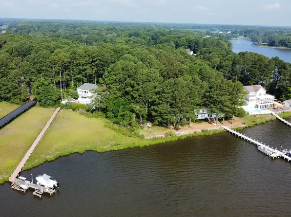 11040 Piney Island Dr, Bishopville, MD 21813