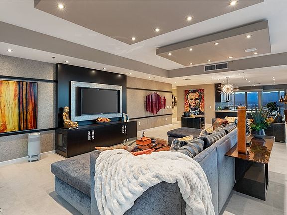 4th image of 4525 Dean Martin Dr Unit 3000