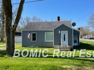 6264 McKinley St, Bridgeport, MI 48722