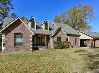 1408 Nottingham St, Cassville, MO 65625