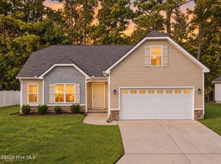 2401 Rhinestone Dr, Winterville, NC 28590