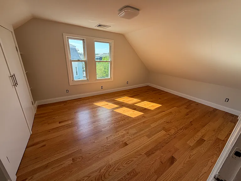2 Hillside Ave #2 — Photo 3