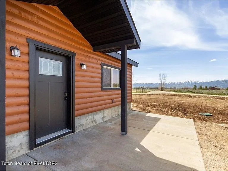 2969 Shark Fin Ln #B — Photo 3