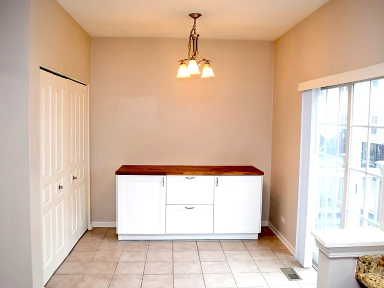 1260 Evergreen Ave — Photo 11