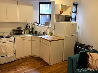 Rented by City Connections Realty