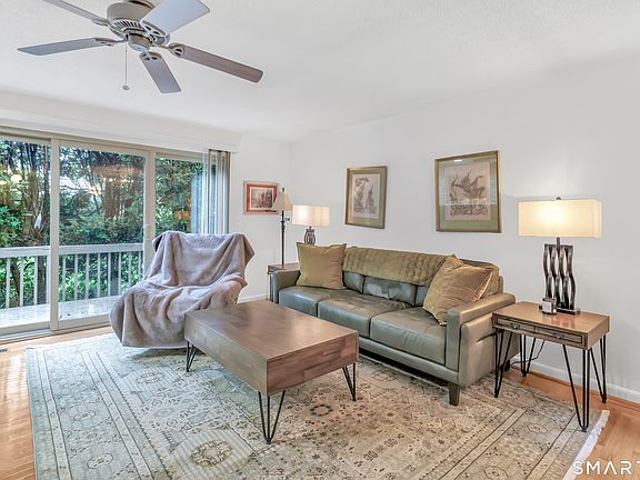 4th image of 85 River Bend Road #D