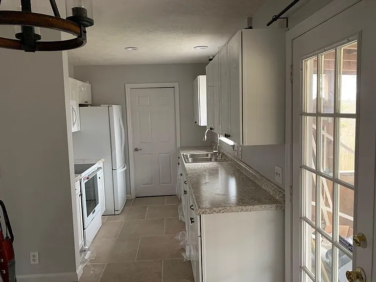 309 Cedarview Dr — Photo 6
