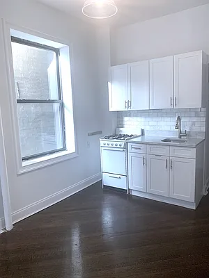 Rented by Compass | media 24