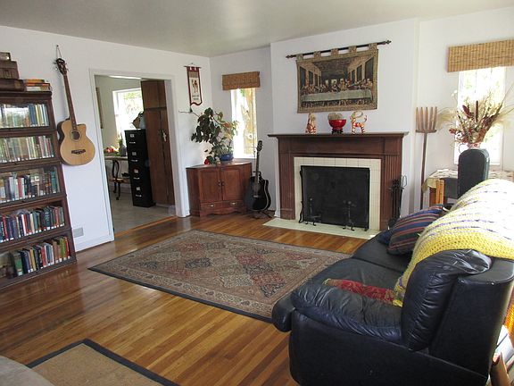 Upstairs Living Room