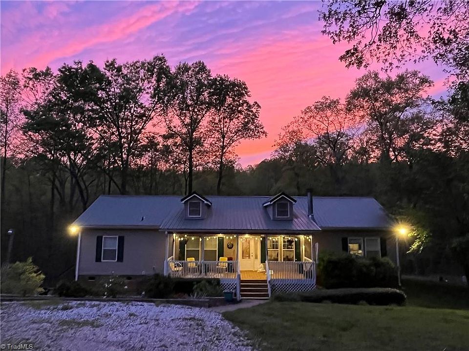 1st image of 887 Bryan Rd