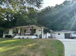 3105 Willow Beach Rd, Guntersville, AL 35976