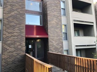 21 River Rd APT F, Nutley, NJ 07110