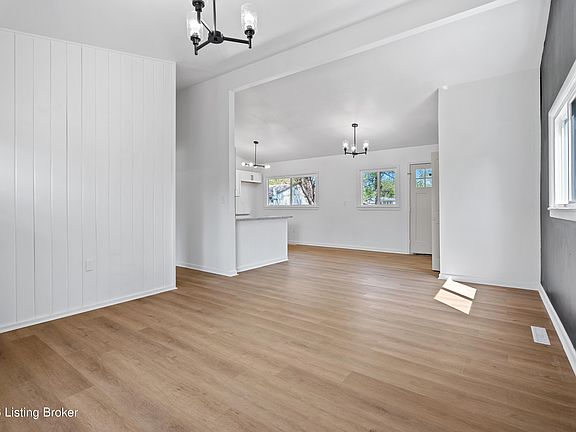 4th image of 10018 East Ave