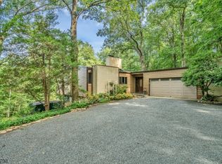 244 W Valley Brook Rd, Califon, NJ 07830