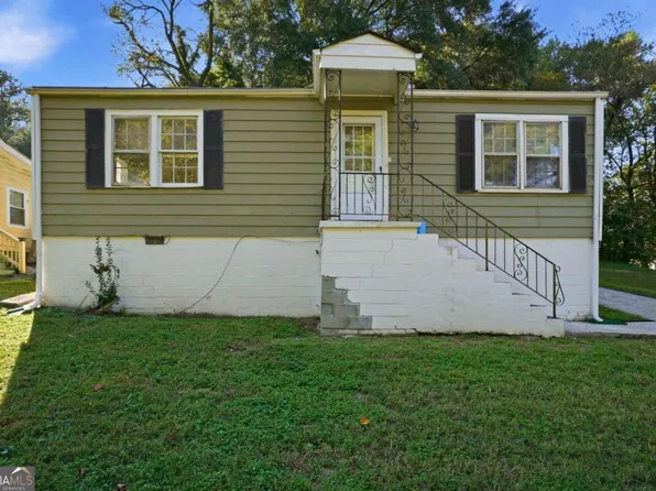 2903 Blount St, East Pt, GA 30344