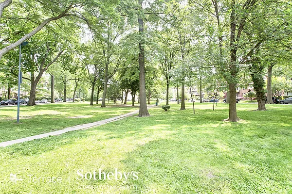 Rented by Terrace Sotheby's International Realty | media 22