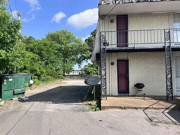4th image of 3721 Millbranch Rd