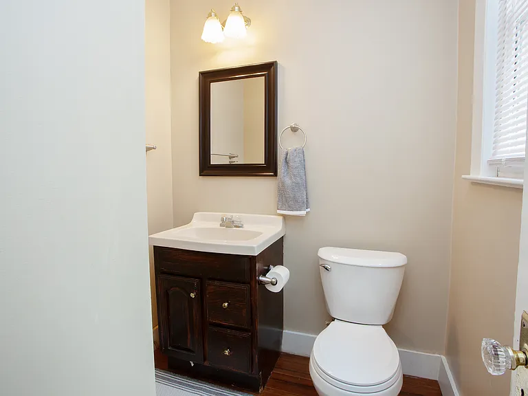 19 Fairview St — Photo 33
