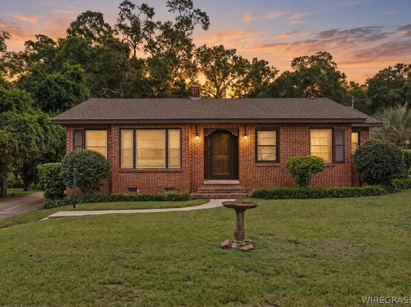 108 E Register Ave, Geneva, AL 36340