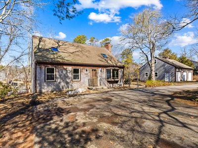 1094 County Rd, Bourne, MA, 02532