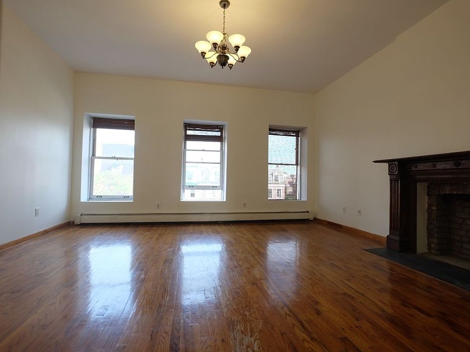 1st image of 247 Lenox Ave APT 2