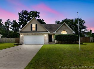 162 Fallingleaf Dr, Raeford, NC 28376