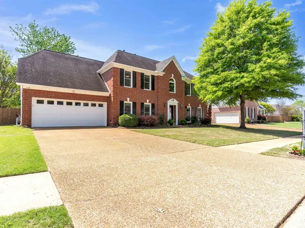 519 Sagewood Dr, Collierville, TN 38017