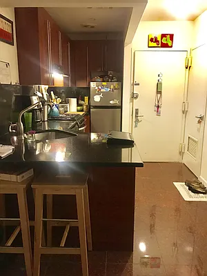 Rented by Voro, LLC | media 13