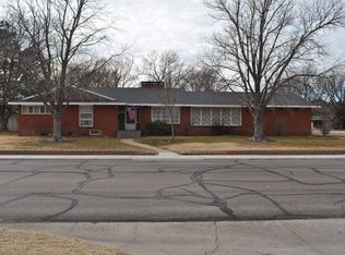 1007 Center St, Garden City, KS 67846