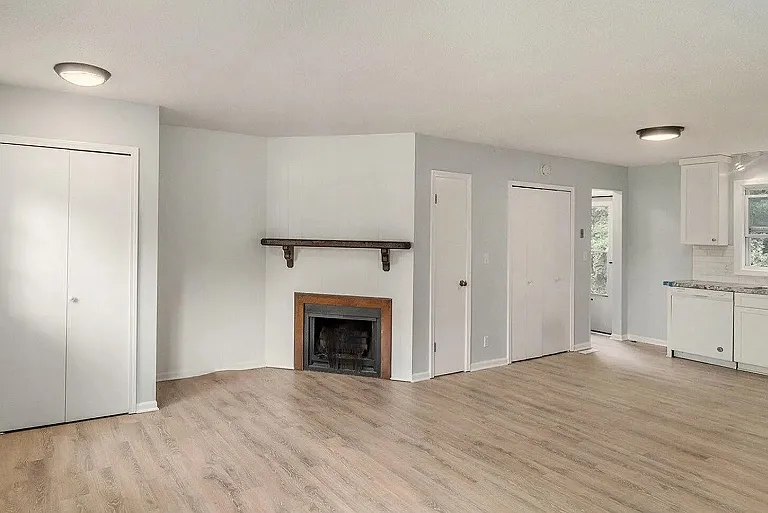 16253 Taft Rd — Photo 3