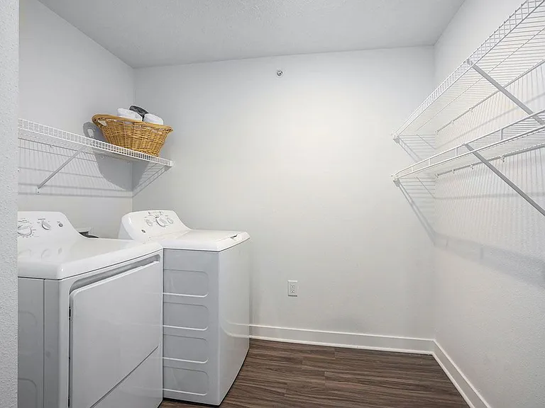 Meadowbrooke Apartment Homes — Photo 58
