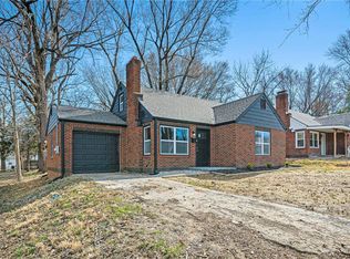 1307 N Osage St, Independence, MO 64050