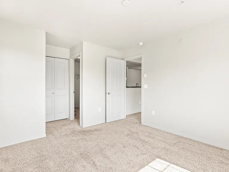 Cedar Falls Apartments — Photo 44