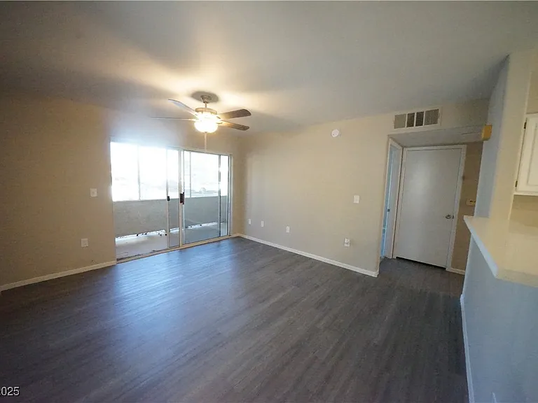 5710 E Tropicana Ave #1060 — Photo 9