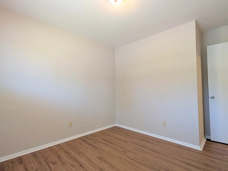 3356 Clemens Dr — Photo 22