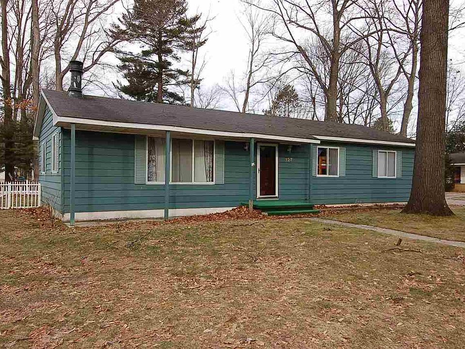 1st image of 127 Otsego Pl