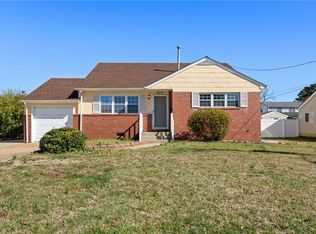 5616 N Pawnee Rd, Virginia Beach, VA 23462