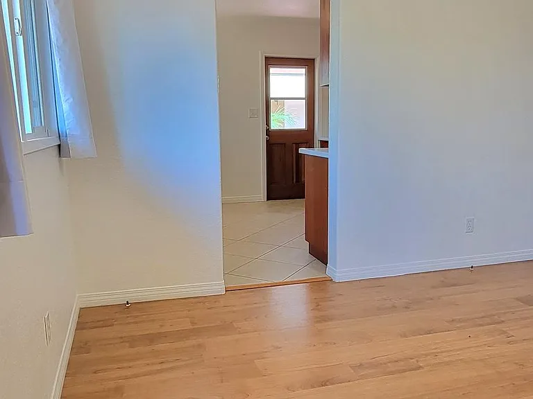 6216 Stanley Ave — Photo 8